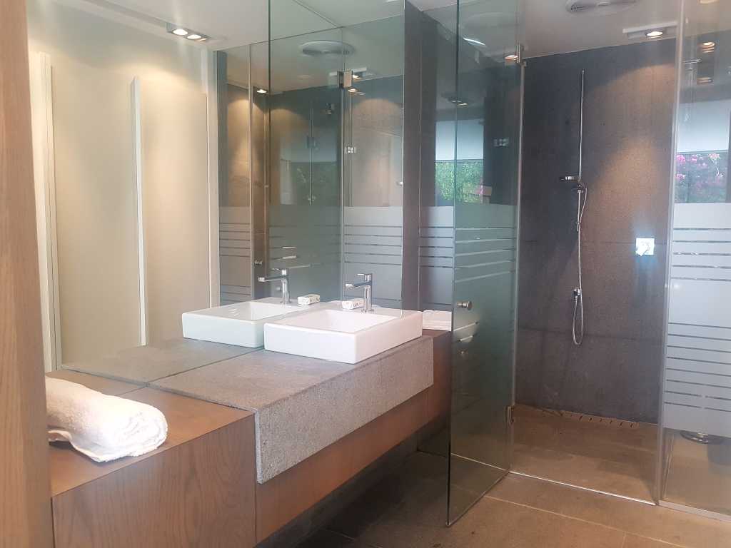 Photo 9 of Elite Duo accommodation in Camps Bay, Cape Town with 2 bedrooms and 2 bathrooms