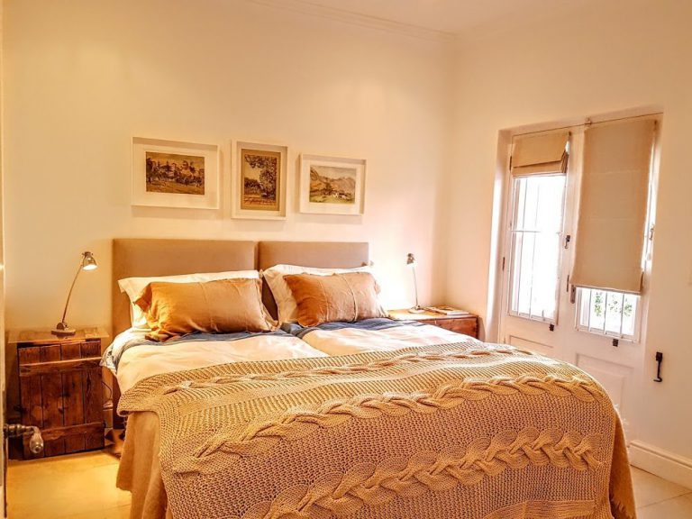 Photo 13 of Emary Villa accommodation in Newlands, Cape Town with 4 bedrooms and 3.5 bathrooms