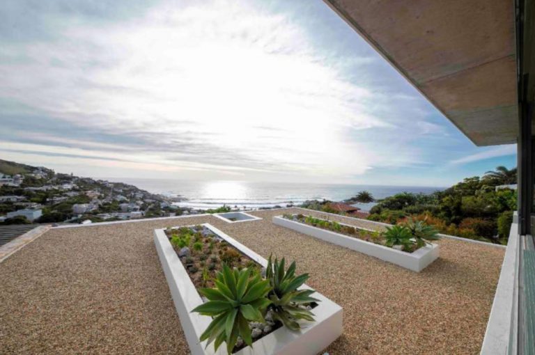 Photo 2 of Llandudno Summer accommodation in Llandudno, Cape Town with 4 bedrooms and 4 bathrooms