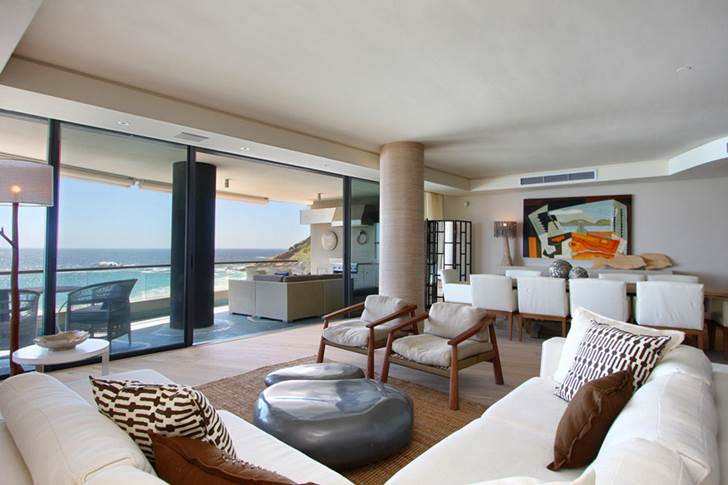 Photo 3 of Eventide Blue accommodation in Clifton, Cape Town with 4 bedrooms and 4 bathrooms