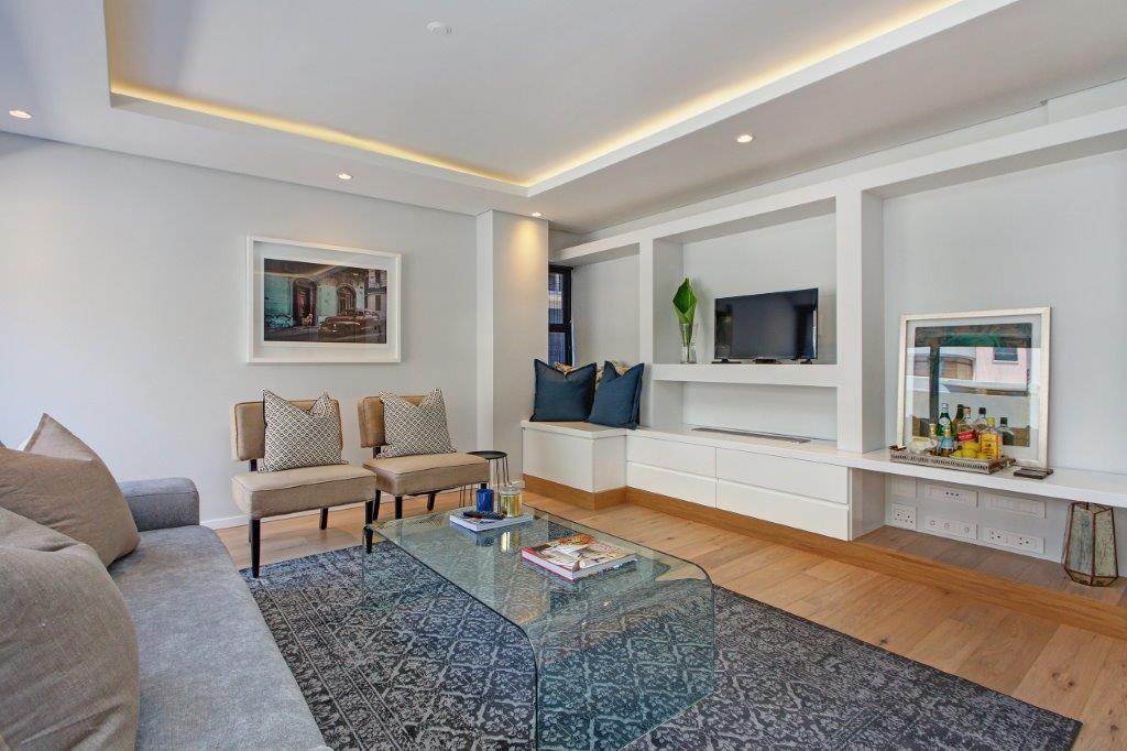Photo 19 of Evergold accommodation in Sea Point, Cape Town with 2 bedrooms and 2 bathrooms