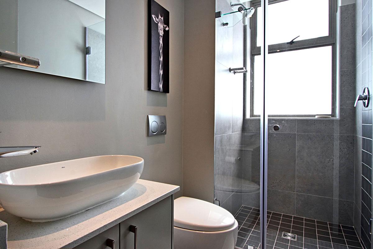 Photo 5 of Fairmont 201 accommodation in Sea Point, Cape Town with 2 bedrooms and 2 bathrooms