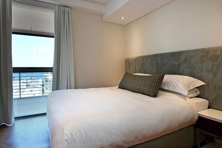 Photo 4 of Fairmont 303 accommodation in Sea Point, Cape Town with 2 bedrooms and 2 bathrooms