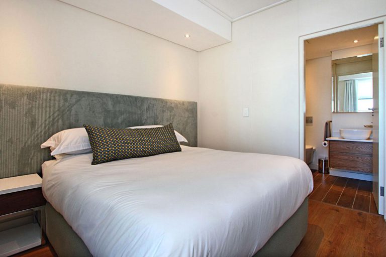 Photo 5 of Fairmont 303 accommodation in Sea Point, Cape Town with 2 bedrooms and 2 bathrooms