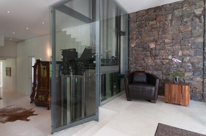 Photo 7 of Fawcett Views accommodation in Llandudno, Cape Town with 4 bedrooms and 4 bathrooms