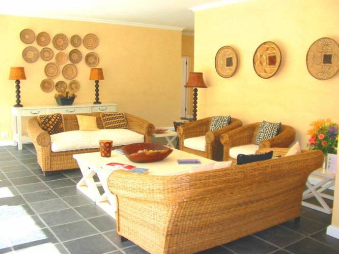 Photo 10 of Fernwood Villa accommodation in Newlands, Cape Town with 5 bedrooms and 3 bathrooms