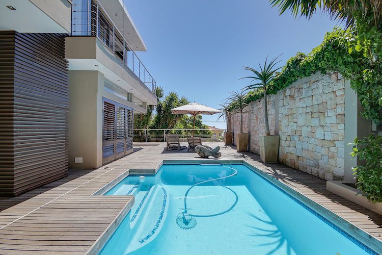Photo 20 of Finchley 2 accommodation in Camps Bay, Cape Town with 5 bedrooms and 4 bathrooms
