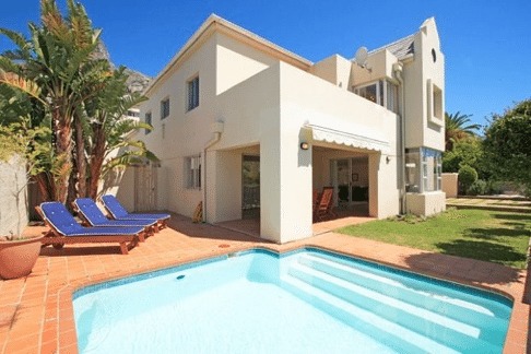 Photo 2 of Fir Road accommodation in Bantry Bay, Cape Town with 3 bedrooms and 3 bathrooms