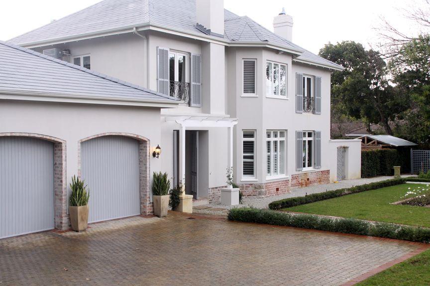 Photo 2 of Fisher Residence accommodation in Rondebosch, Cape Town with 5 bedrooms and 3.5 bathrooms