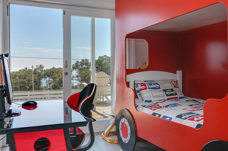 Photo 15 of Fulham House accommodation in Camps Bay, Cape Town with 2 bedrooms and 1.5 bathrooms