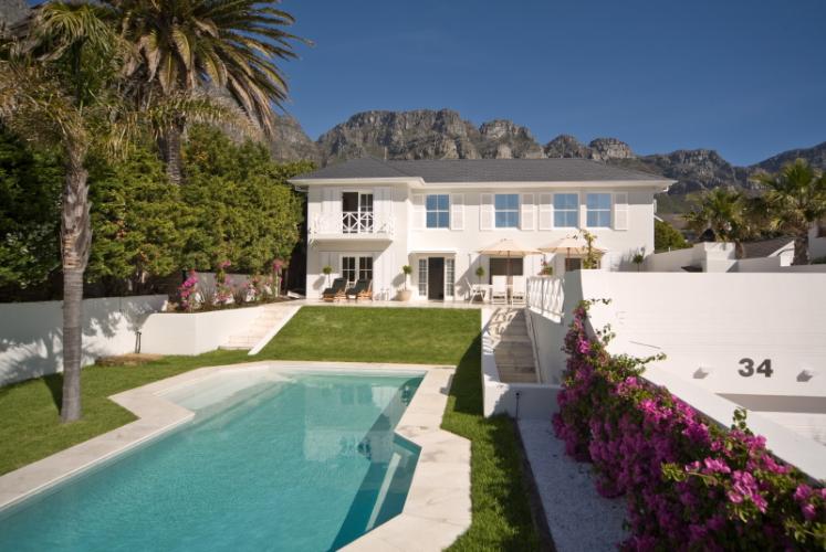 Photo 23 of Galazzio accommodation in Camps Bay, Cape Town with 6 bedrooms and 5 bathrooms