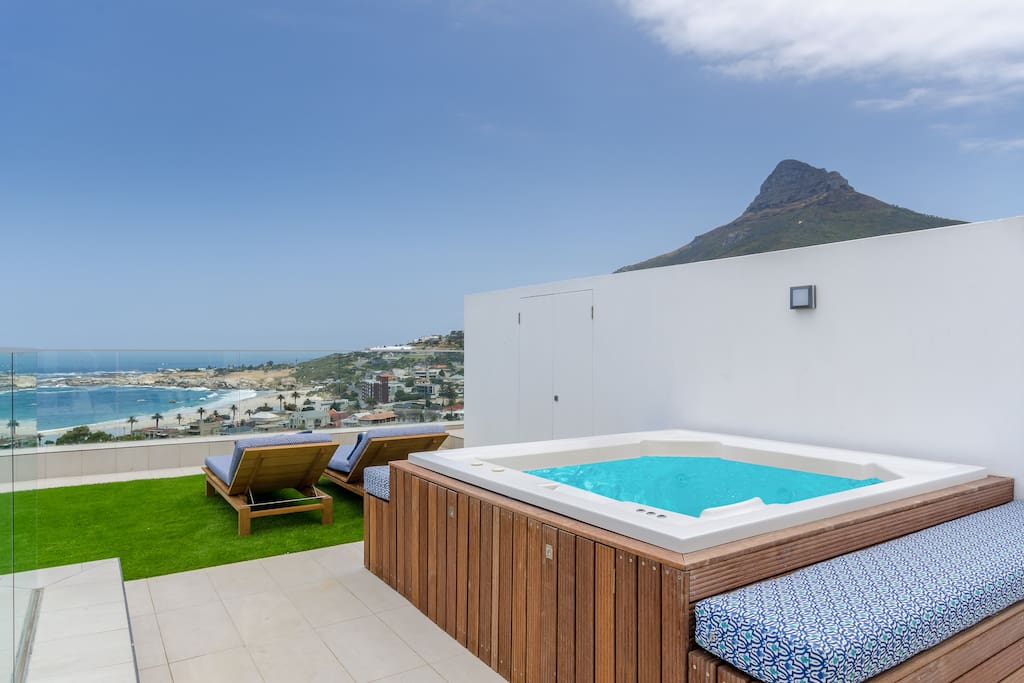 Photo 11 of Geneva 24 accommodation in Camps Bay, Cape Town with 6 bedrooms and 6 bathrooms