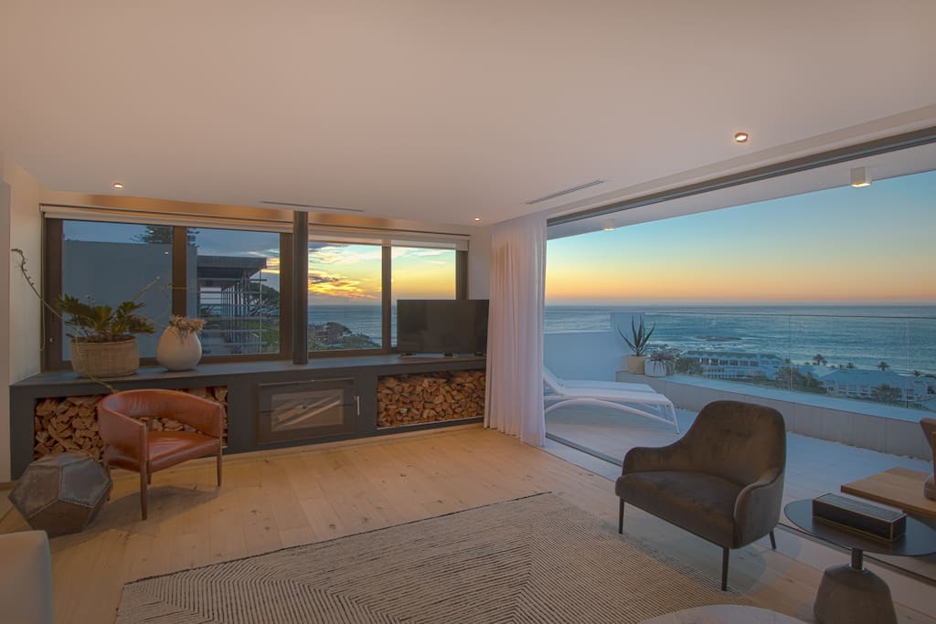 Photo 9 of Geneva 24 accommodation in Camps Bay, Cape Town with 6 bedrooms and 6 bathrooms