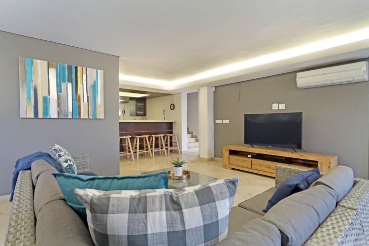 Photo 4 of Geneva 49 Villa accommodation in Camps Bay, Cape Town with 4 bedrooms and 3 bathrooms
