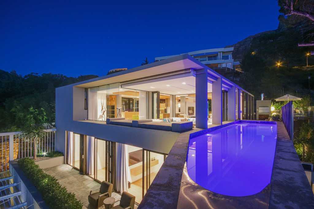 Photo 1 of Geneva Drive Villa accommodation in Camps Bay, Cape Town with 5 bedrooms and 5 bathrooms