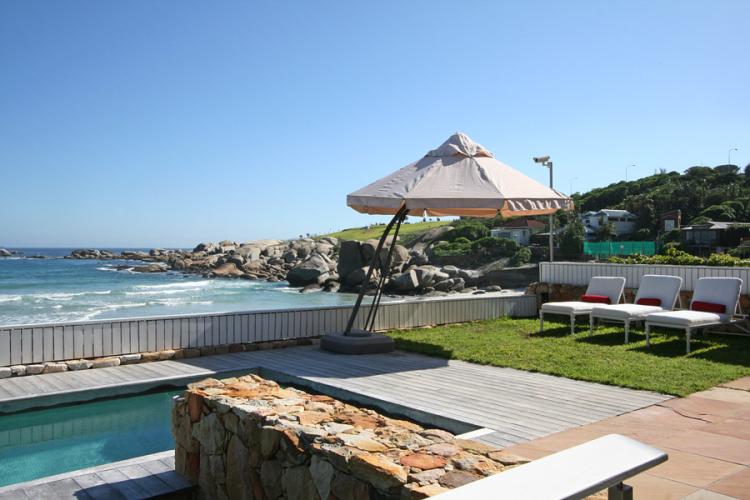Photo 6 of Glen Beach Bungalow accommodation in Camps Bay, Cape Town with 4 bedrooms and 4 bathrooms