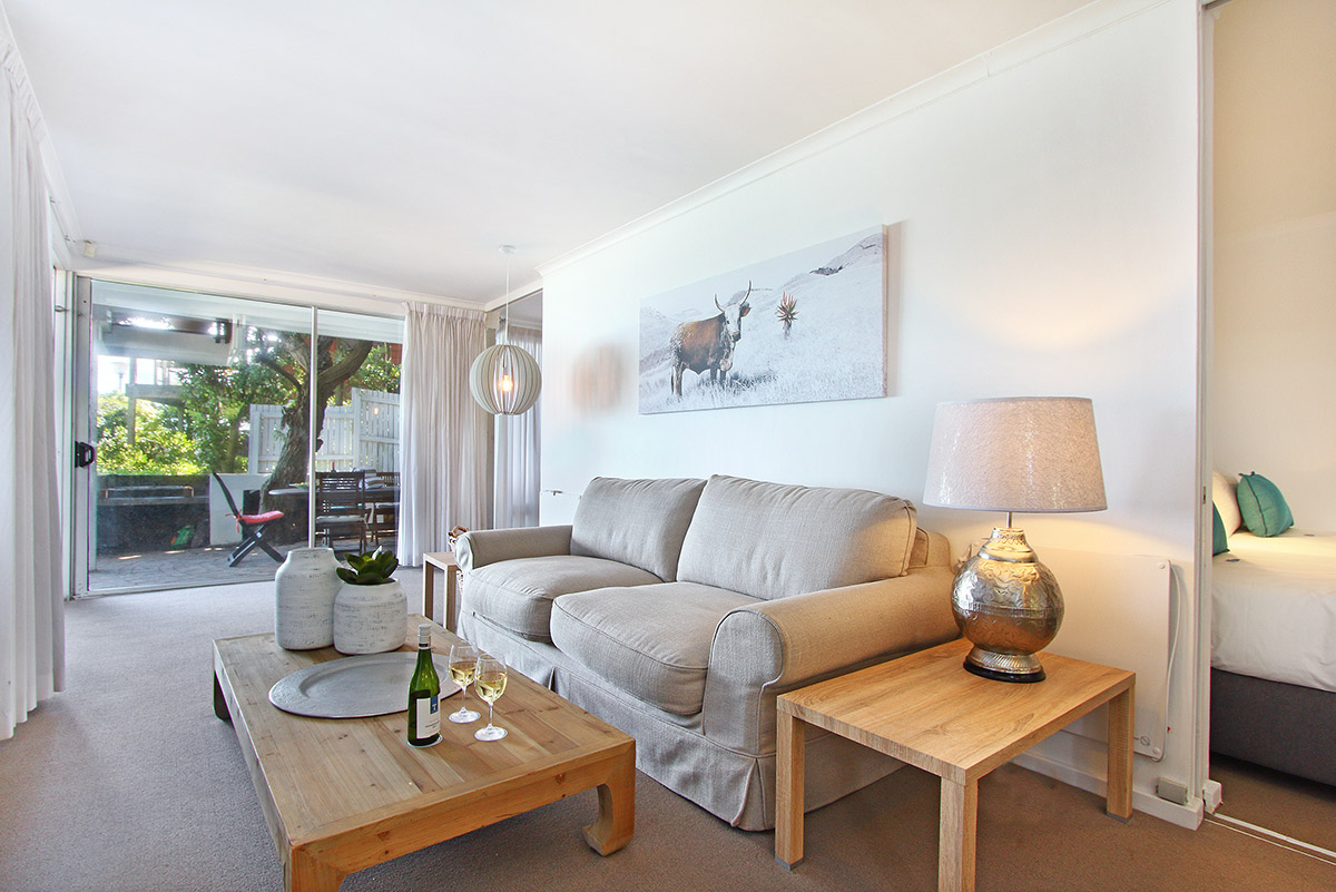 Photo 9 of Glen Beach Vista House Lower Unit accommodation in Camps Bay, Cape Town with 3 bedrooms and 2 bathrooms