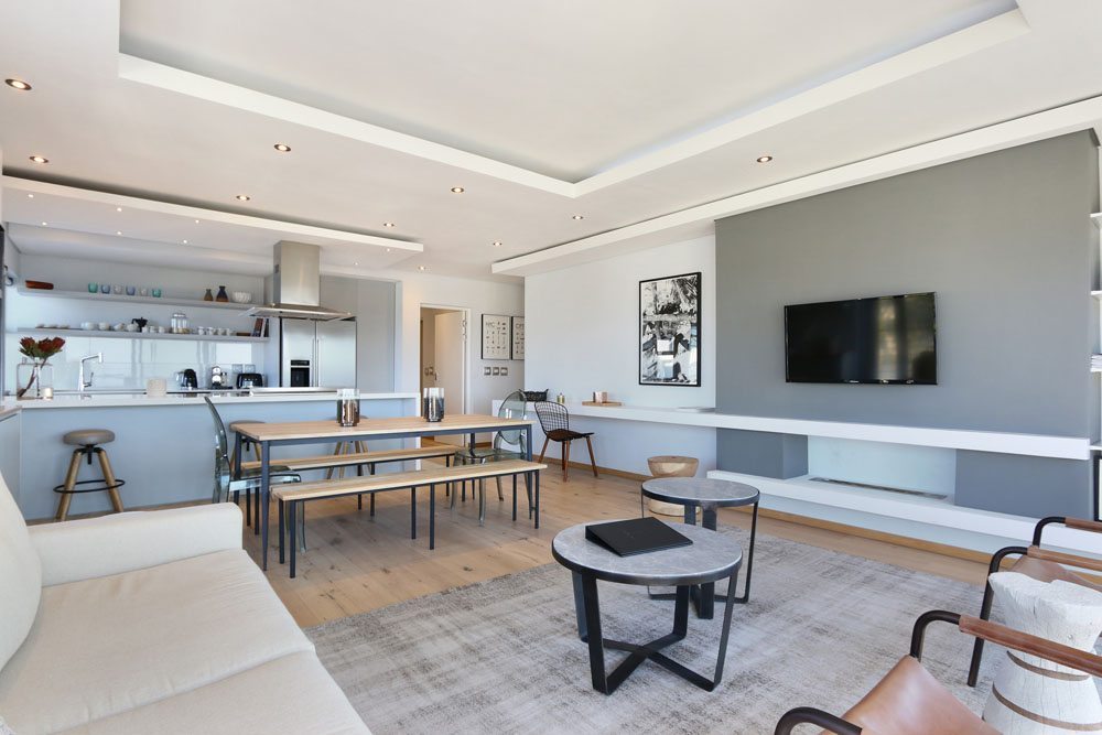 Photo 3 of Green Point Oceanscape accommodation in Green Point, Cape Town with 2 bedrooms and 2 bathrooms