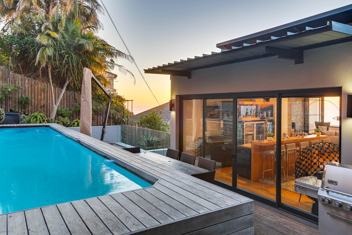 Photo 17 of Green Point Vistas accommodation in Green Point, Cape Town with 4 bedrooms and 4 bathrooms