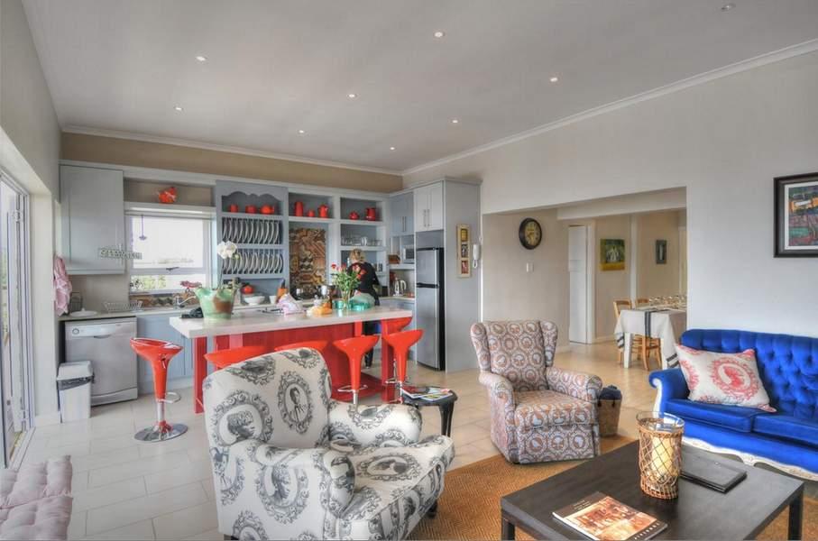 Photo 9 of Grosvenor 5 Bedroom accommodation in Simons Town, Cape Town with 5 bedrooms and 5 bathrooms