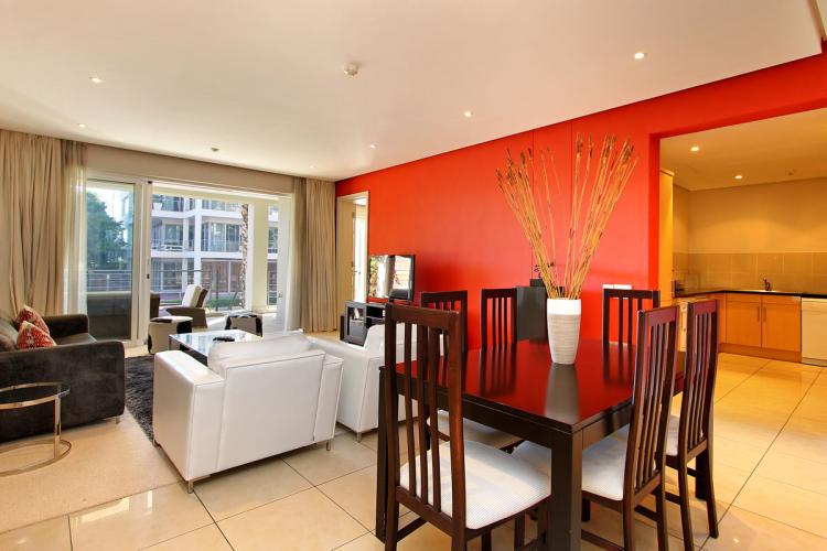 Photo 5 of Gulmarn 002 accommodation in V&A Waterfront, Cape Town with 1 bedrooms and 1 bathrooms