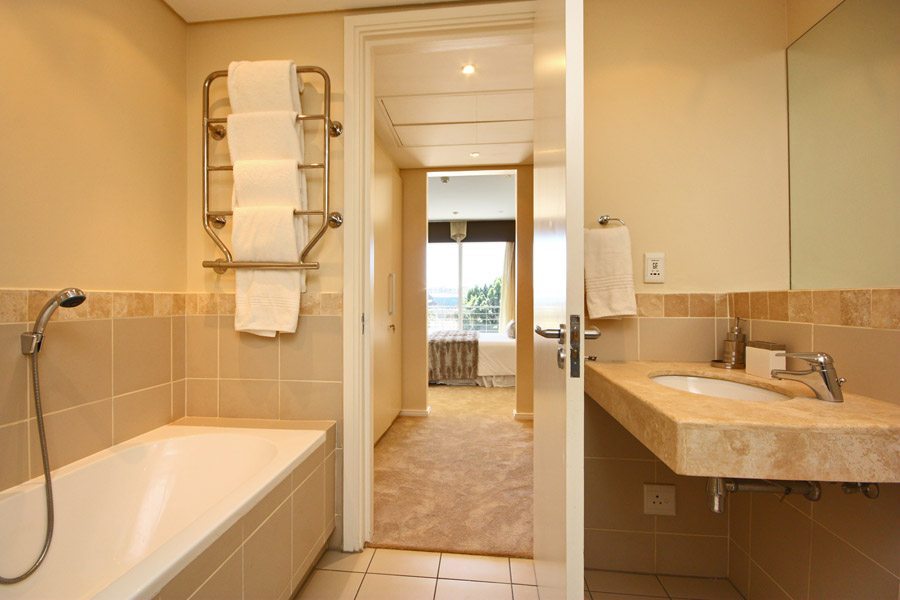 Photo 9 of Gulmarn 103 accommodation in V&A Waterfront, Cape Town with 2 bedrooms and 2 bathrooms