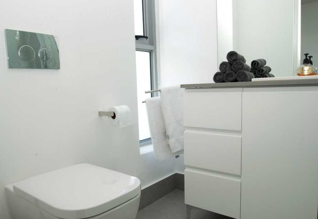 Photo 6 of Habrok accommodation in Camps Bay, Cape Town with 4 bedrooms and 4 bathrooms