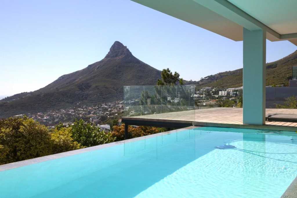 Photo 18 of Halo Villa accommodation in Camps Bay, Cape Town with 4 bedrooms and 4 bathrooms
