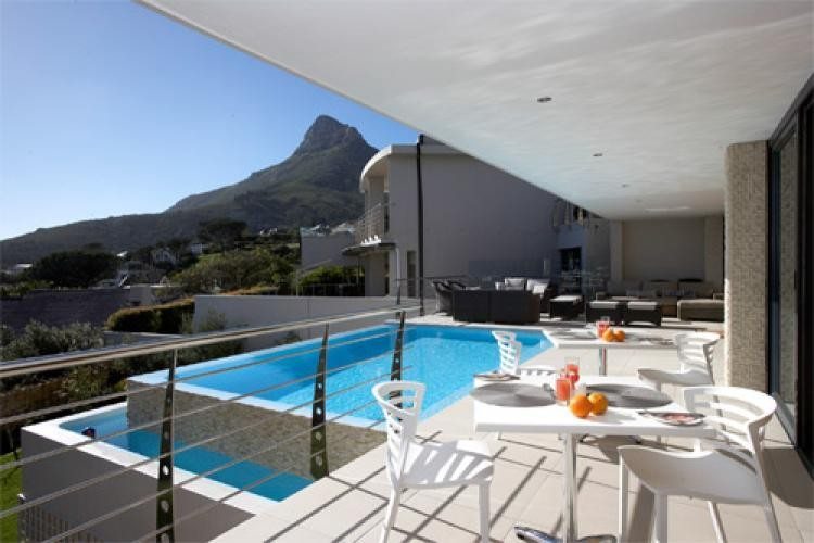 Photo 4 of Head South Villa accommodation in Camps Bay, Cape Town with 5 bedrooms and 5 bathrooms