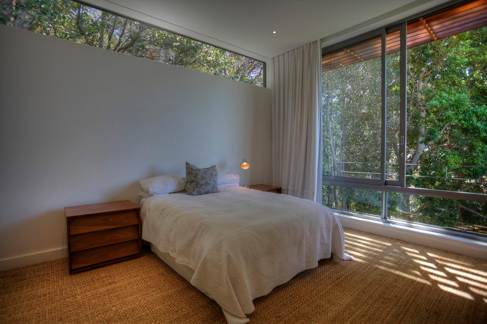 Photo 17 of Higgovale Chic accommodation in Higgovale, Cape Town with 5 bedrooms and 4.5 bathrooms