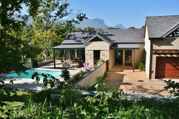 Photo 1 of High Constantia accommodation in Constantia, Cape Town with 5 bedrooms and 3.5 bathrooms