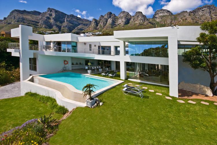 Photo 5 of Hollywood Mansion accommodation in Camps Bay, Cape Town with 5 bedrooms and 5.5 bathrooms