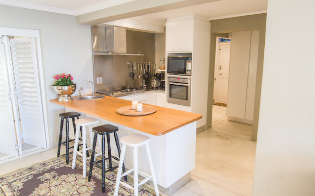 Photo 6 of Horak Avenue Townhouse accommodation in Camps Bay, Cape Town with 3 bedrooms and 3 bathrooms