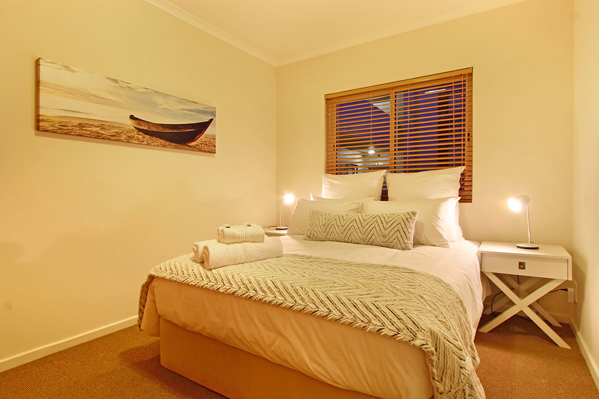 Photo 1 of Horizon Bay 702 accommodation in Bloubergstrand, Cape Town with 3 bedrooms and 2 bathrooms
