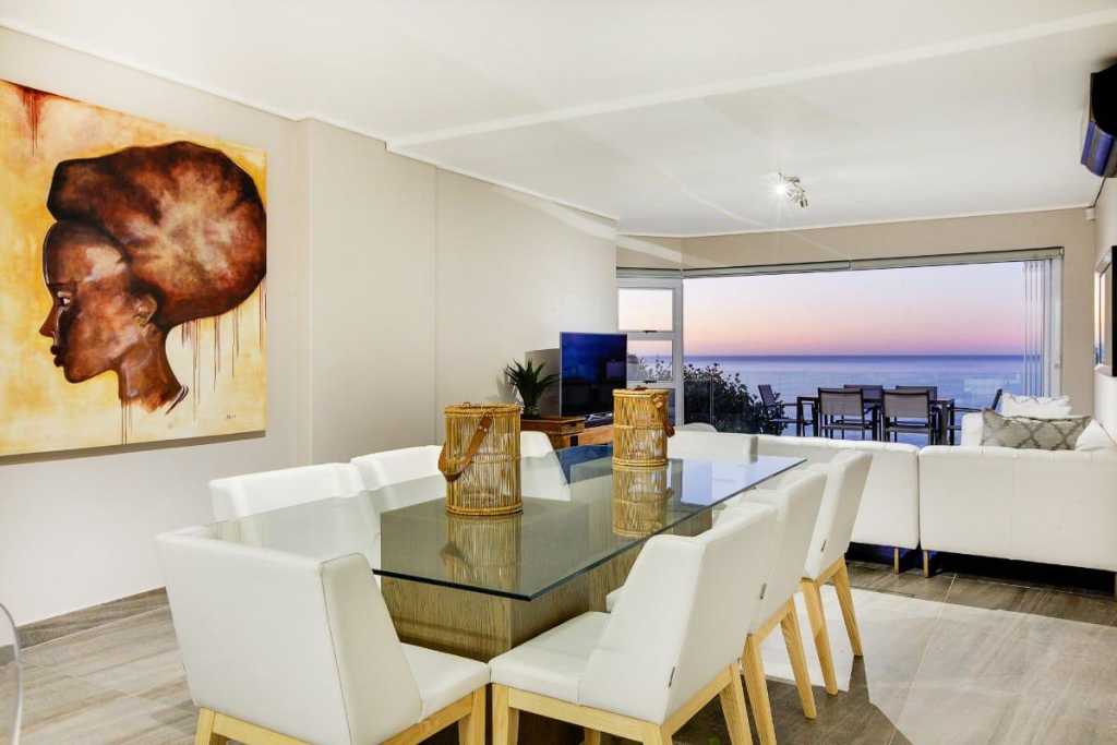 Photo 2 of Houghton Views accommodation in Camps Bay, Cape Town with 4 bedrooms and 4 bathrooms