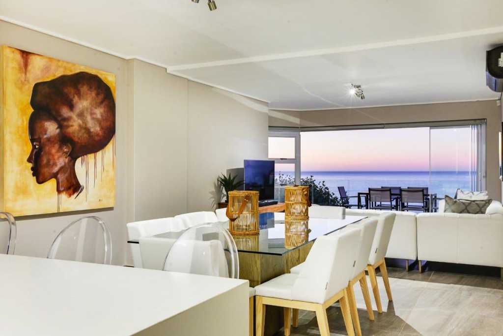 Photo 5 of Houghton Views accommodation in Camps Bay, Cape Town with 4 bedrooms and 4 bathrooms