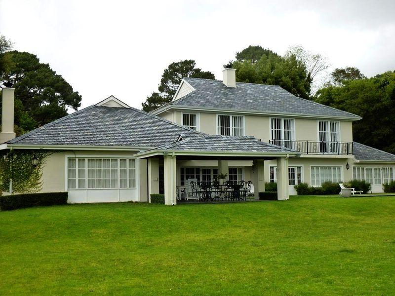 Photo 2 of House Gordon accommodation in Constantia, Cape Town with 5 bedrooms and 5 bathrooms