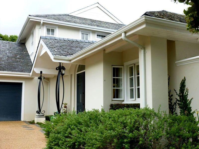 Photo 8 of House Gordon accommodation in Constantia, Cape Town with 5 bedrooms and 5 bathrooms