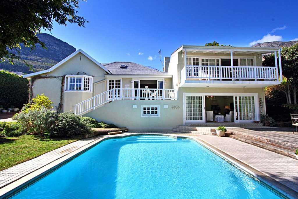 Photo 1 of Hout Bay Darling Villa accommodation in Hout Bay, Cape Town with 4 bedrooms and 3 bathrooms