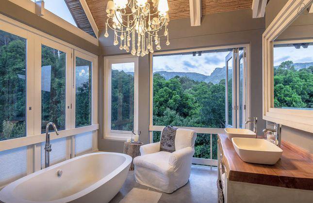 Photo 8 of Hout Bay Mansion accommodation in Hout Bay, Cape Town with 4 bedrooms and 4 bathrooms