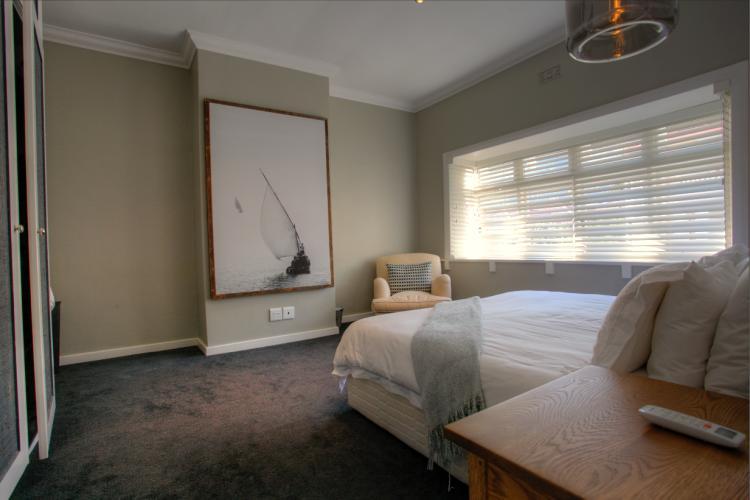 Photo 5 of Hunter Apartment accommodation in Fresnaye, Cape Town with 2 bedrooms and 1.5 bathrooms