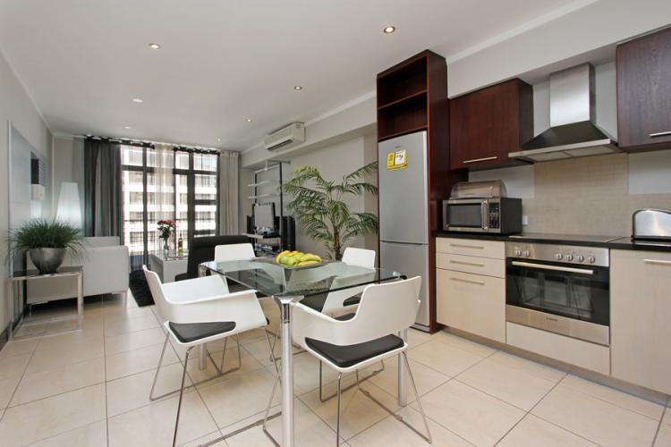 Photo 6 of Icon Apartment 1203 accommodation in City Centre, Cape Town with 1 bedrooms and 1 bathrooms