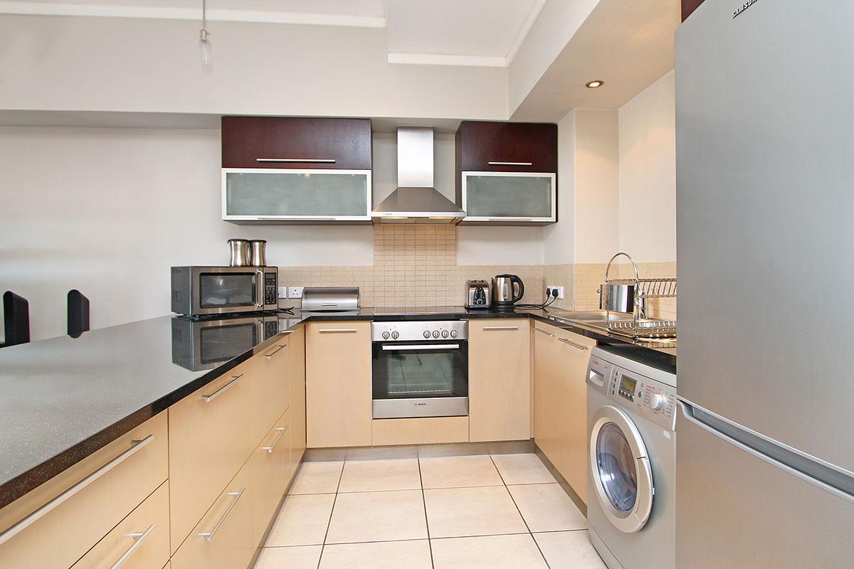 Photo 8 of Icon Blues accommodation in City Centre, Cape Town with 1 bedrooms and 1 bathrooms