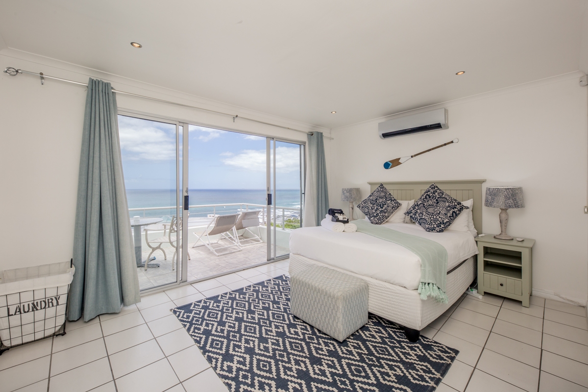 Photo 11 of Indigo Bay – The Penguin accommodation in Camps Bay, Cape Town with 1 bedrooms and 1 bathrooms