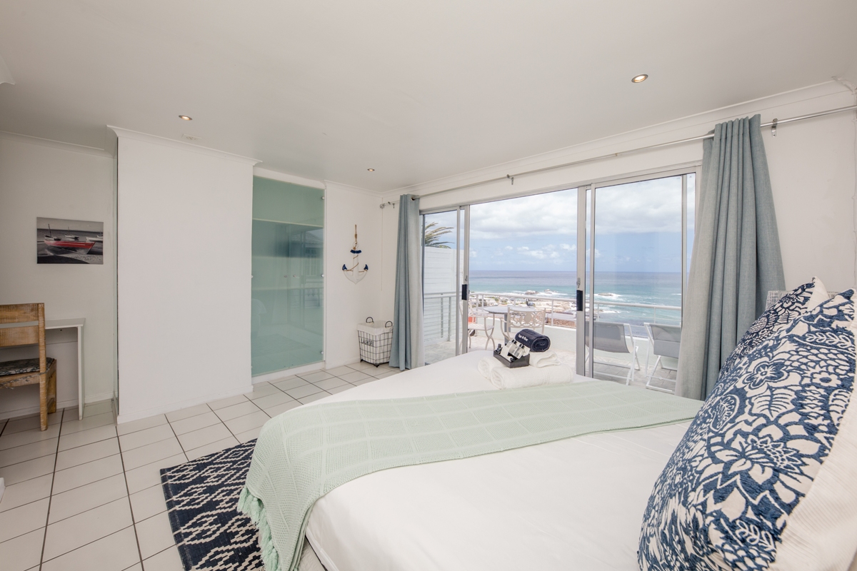 Photo 14 of Indigo Bay – The Penguin accommodation in Camps Bay, Cape Town with 1 bedrooms and 1 bathrooms