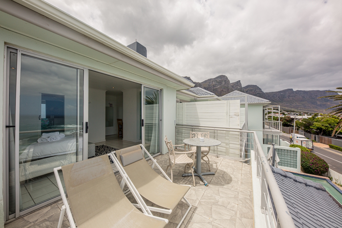 Photo 20 of Indigo Bay – The Penguin accommodation in Camps Bay, Cape Town with 1 bedrooms and 1 bathrooms