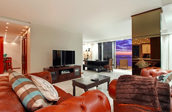Photo 15 of Infinity Penthouse accommodation in Bloubergstrand, Cape Town with 4 bedrooms and 4 bathrooms