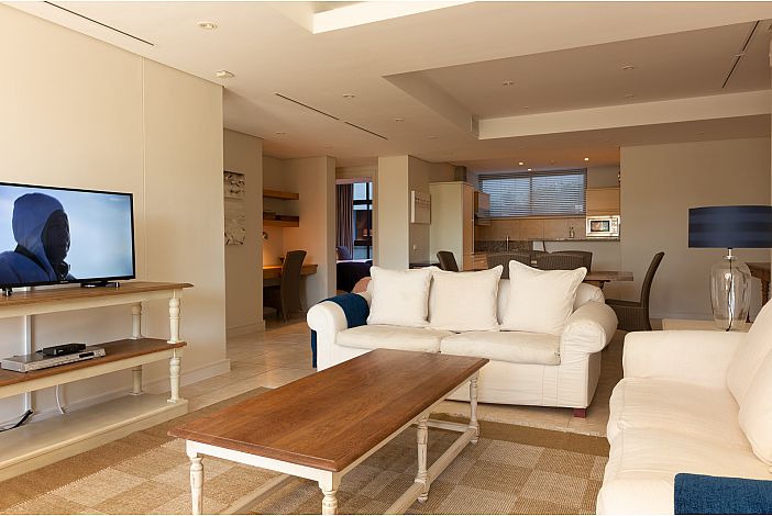 Photo 20 of Juliette 212 accommodation in V&A Waterfront, Cape Town with 2 bedrooms and 2 bathrooms