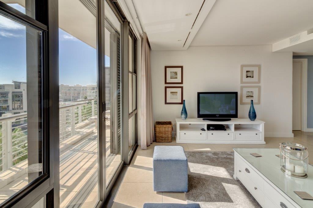 Photo 20 of Juliette 506 accommodation in V&A Waterfront, Cape Town with 2 bedrooms and 2 bathrooms