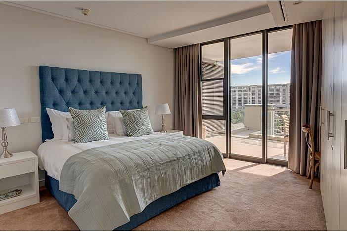 Photo 4 of Juliette 506 accommodation in V&A Waterfront, Cape Town with 2 bedrooms and 2 bathrooms